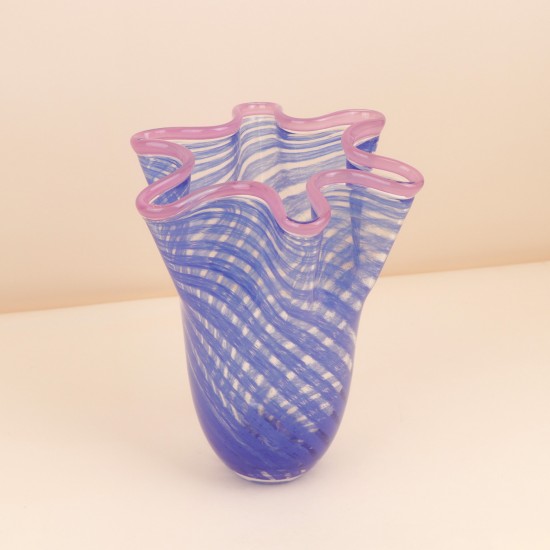 فازة كريستال مخططة باللون الأزرق - 25 × 33سم - 2M3A200112
