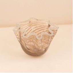 فازة كريستال مخططة باللون البني بتصميم عصري : 25 × 19 سم - 2M3A200113