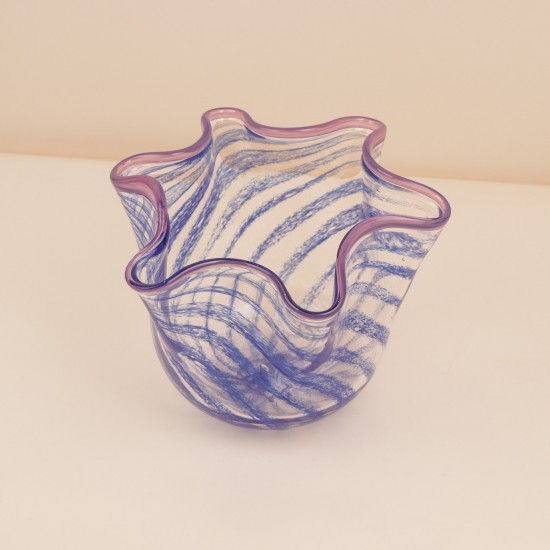 فازة كريستال مخططة باللون الأزرق - 25 × 19 سم - 2M3A200114