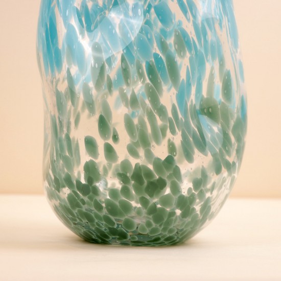 Decorative vase with a unique design - 19×19×33 cm - 2M3A200153