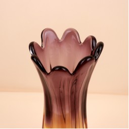 فازة زجاجية بتصميم انيق -18*18*37سم -2M3A200439 فازة زجاجية بتصميم انيق -18*18*37سم -2M3A200439