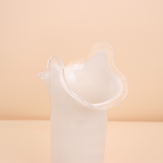 فازة بيضاء بتصميم مميز-20×15×41سم-2M3A200461 فازة بيضاء بتصميم مميز-20×15×41سم-2M3A200461