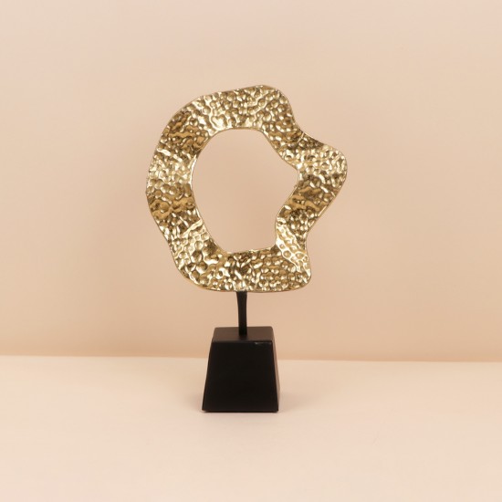 A golden decorative masterpiece with an elegant design - 19.5×7×30cm - 2M3D1900248
