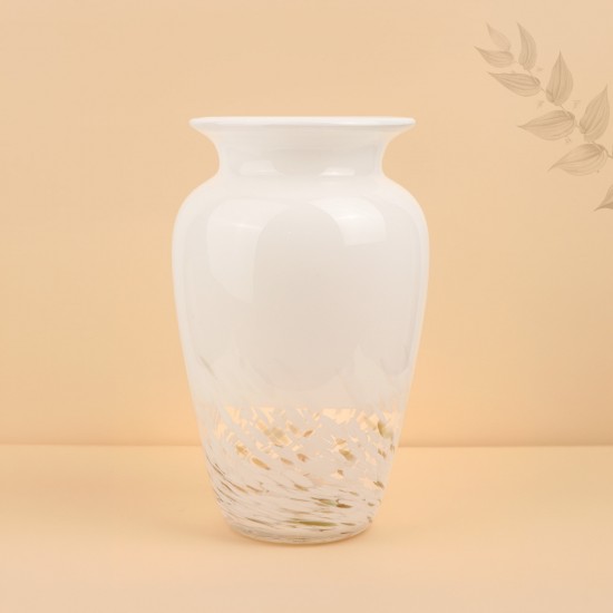 فازة ديكور بتصميم راقي -20×20×31سم -2M3A200450 فازة ديكور بتصميم راقي -20×20×31سم -2M3A200450
