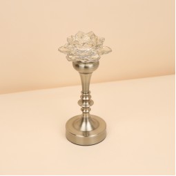 A distinctive candlestick with an elegant touch - 9.5*9.5*25cm - 2M3C300113 A distinctive candlestick with an elegant touch - 9.5*9.5*25cm - 2M3C300113