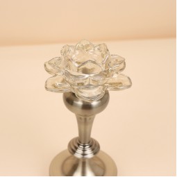 A distinctive candlestick with an elegant touch - 9.5*9.5*21cm - 2M3C300114 A distinctive candlestick with an elegant touch - 9.5*9.5*21cm - 2M3C300114