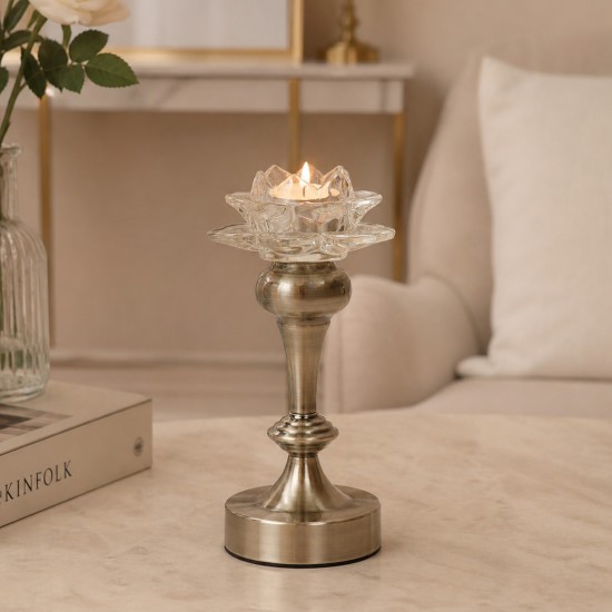 A distinctive candlestick with an elegant touch - 9.5*9.5*21cm - 2M3C300114