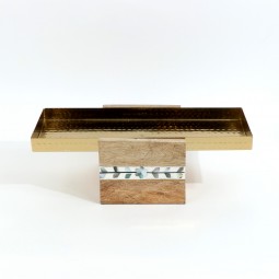 Serving dish with a natural wood base - 2N1F100039