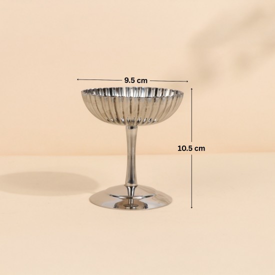 Stainless steel serving dish with a luxurious design - 2S1C100297
