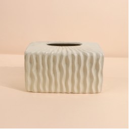 Ceramic tissue box, luxury design, 20 x 13.5 x 10.5 cm Ceramic tissue box, luxury design, 20 x 13.5 x 10.5 cm