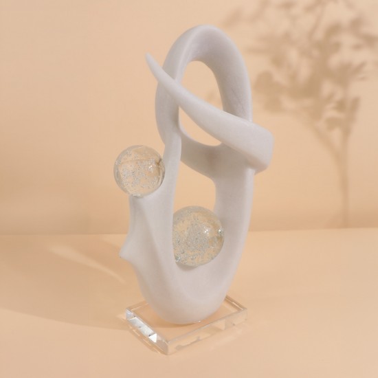 A modern masterpiece ring with a luxurious design - 9 x 17 x 44 cm - 2M3D1900274