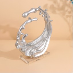 تحفه فنيه بقاعدة زجاجيه فضي-23×10×27سم