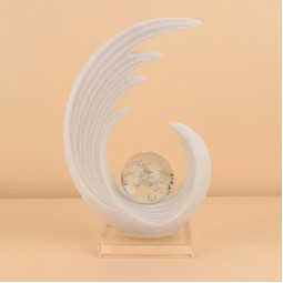 A modern masterpiece ring with a luxurious design - 10 x 21 x 39 cm - 2M3D1900582