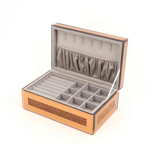 Luxury jewelry box with an elegant design - 24×15×10cm