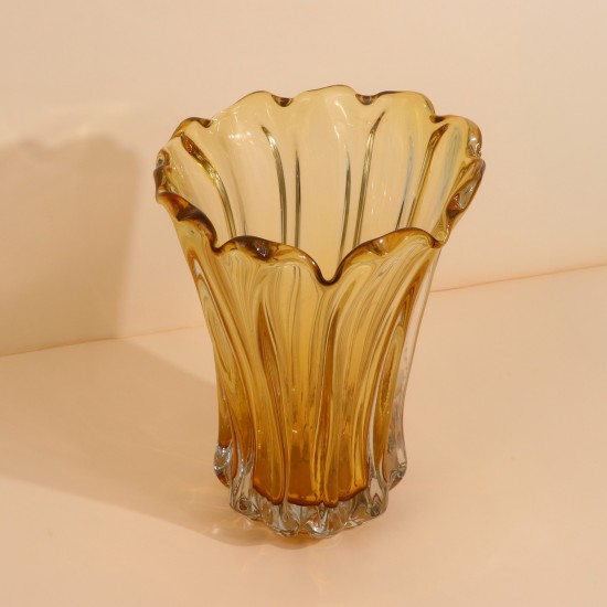 Glass vase with an artistic design in a honey color - 24 x 32 cm - 2M3A200067