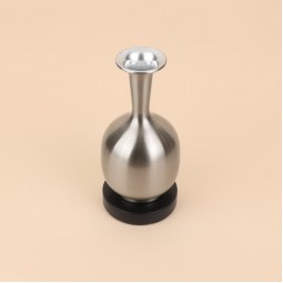 فازة استيل انيقة - فضي -25×10×10 سم - 2M3A400372 فازة استيل انيقة - فضي -25×10×10 سم - 2M3A400372