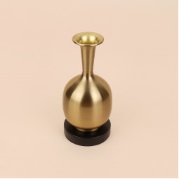 فازة استيل انيقة - ذهبي -25×10×10 سم - 2M3A400373 فازة استيل انيقة - ذهبي -25×10×10 سم - 2M3A400373