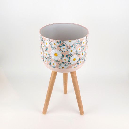 Decorative metal plant stand with a floral pattern and wooden legs - 2SS3-M04-001 Decorative metal plant stand with a floral pattern and wooden legs - 2SS3-M04-001
