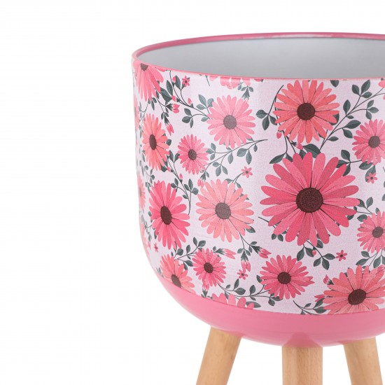 Decorative metal plant stand with a floral pattern and wooden legs - 2SS3-M04-005 Decorative metal plant stand with a floral pattern and wooden legs - 2SS3-M04-005