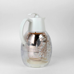 Transparent and white tea thermos with modern design - 1 liter - squeeze