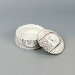 Decorative serving bowl with a modern design - 5.25 inch size Decorative serving bowl with a modern design - 5.25 inch size