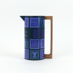 A distinctive heritage-designed purple thermos - bearing the phrase "Our pride is in our generosity" - 1 liter - 2G1B200194