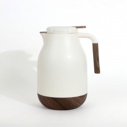 Thermos with a modern design and wooden touches - white - 1.5 litre capacity