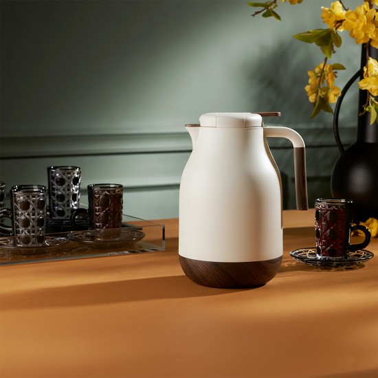 Thermos with a modern design and wooden touches - white - 1.5 litre capacity