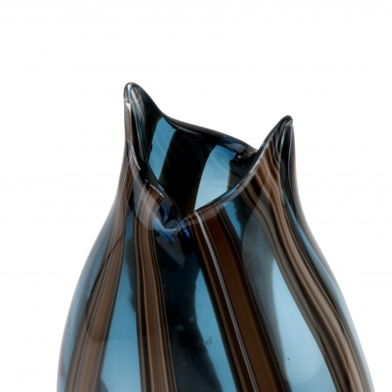 Luxury glass vase with a wavy design