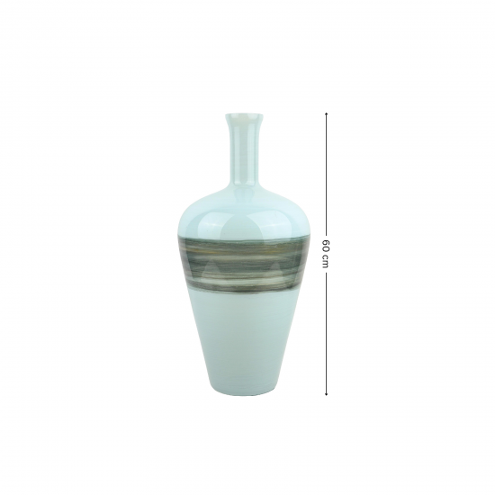 Glass vase with a distinctive design, made in India
