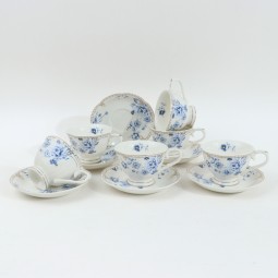 Blue Floral Porcelain Coffee Cup Set - 6 Pieces with Serving Tray Blue Floral Porcelain Coffee Cup Set - 6 Pieces with Serving Tray