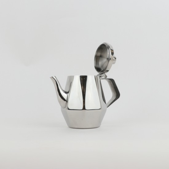 0.5L Stainless Steel Kettle with a Classic, Elegant Design