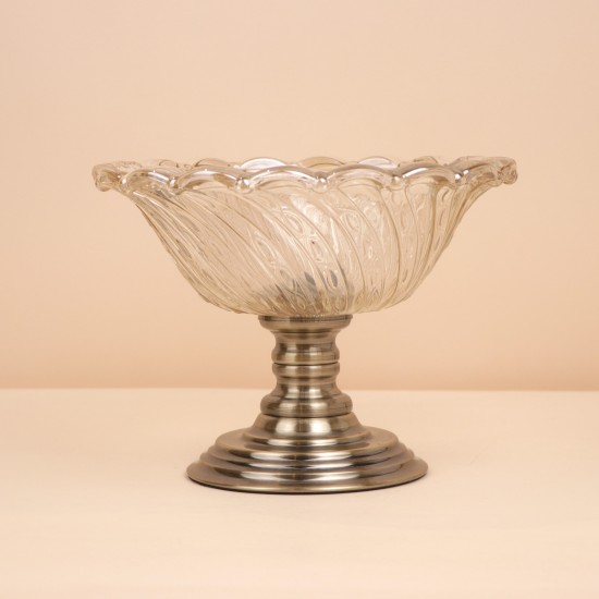 Luxury crystal serving dish with a gold base - 28*28*19cm - 2M1M200591