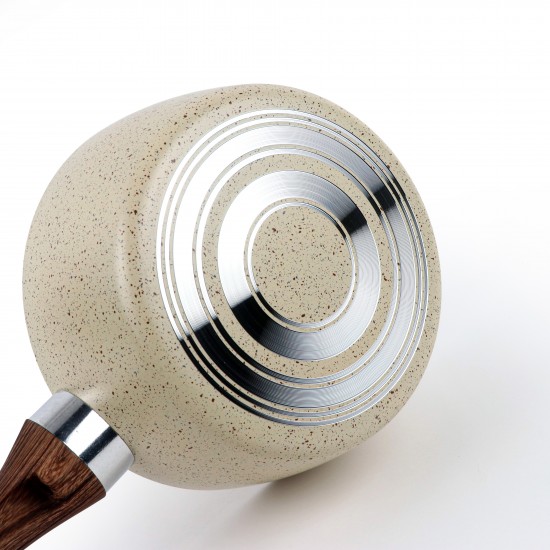 Pot with wooden handle - 20 cm capacity