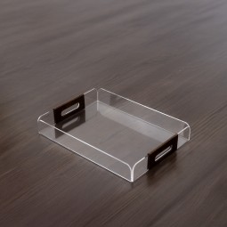 تبسي ضيافة أكريليك بمقابض خشبية