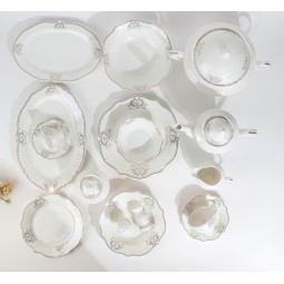 طقم سفرة بورسلان فاخر مزخرف 60قطعة - 6 أشخاص