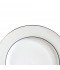 Luxury 105-piece dinnerware set – white design with an elegant gold frame Luxury 105-piece dinnerware set – white design with an elegant gold frame