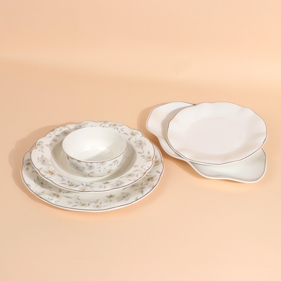 Luxury porcelain dinnerware set with a floral pattern – 26 pieces