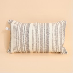 Elegant striped decorative cushion - 28 x 50 cm - 2G4N300014