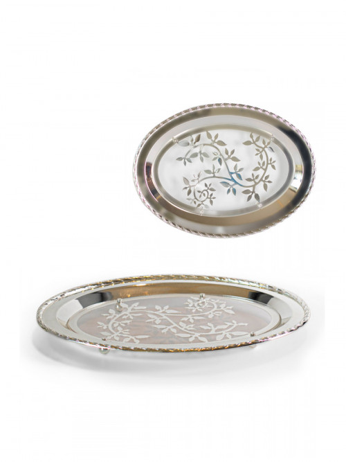 Tray Presenting the sprigs of silver oval shape