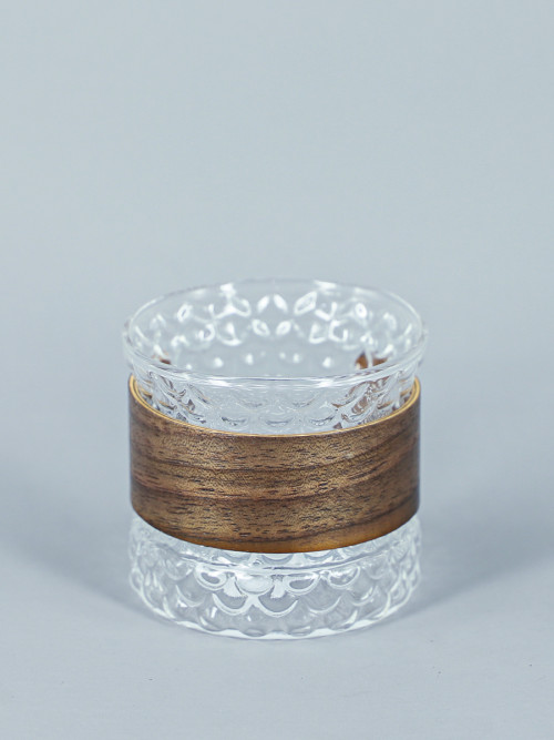 Glass cup with wooden handle Size: 7*7 cm