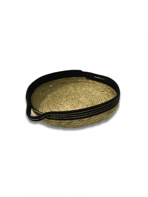 Round bamboo tabasi in 3 sizes with black fabric edges