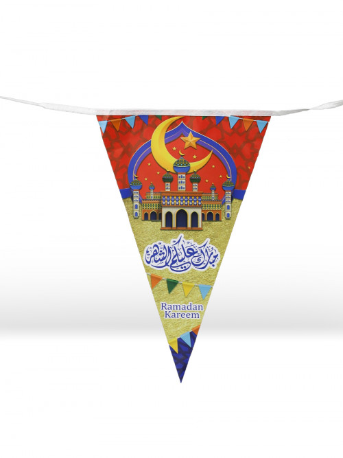 Ornamental hangings with a Ramadan decoration with the phrase “Blessed be upon you the month” 2.5 meters