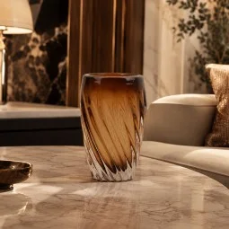 فازة ديكور زجاجية لون بني - 20× 12 سم - 2M3A200422