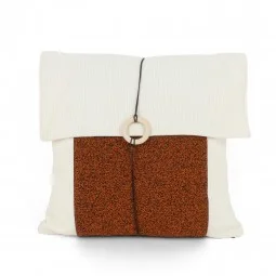 Decorative pillow with a two-tone design in a square shape