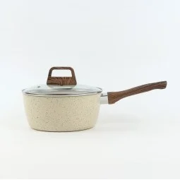 Pot with wooden handle - 20 cm capacity