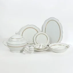 Luxury 70-Piece Porcelain Dinner Set - Classically Elegant Pattern, Serves 12