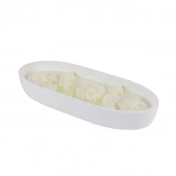 شمعة معطره مزين بورد كبير 